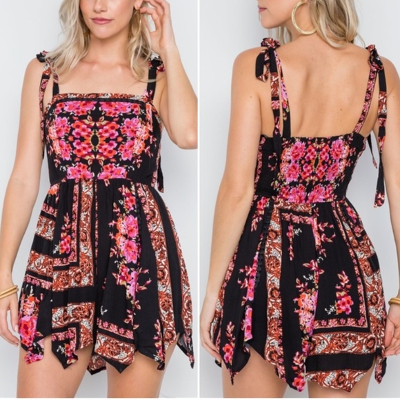 BLACK SMOCKED SHOULDER TIE ROMPER - Picture 2 of 7